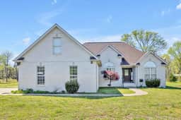 Family Escape W/Pool&Land 8615 Lane Road, Lascassas, TN - Image 2