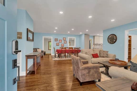 4bdr near MTSU/City Square 303 1st Avenue, Murfreesboro, TN - Image 3