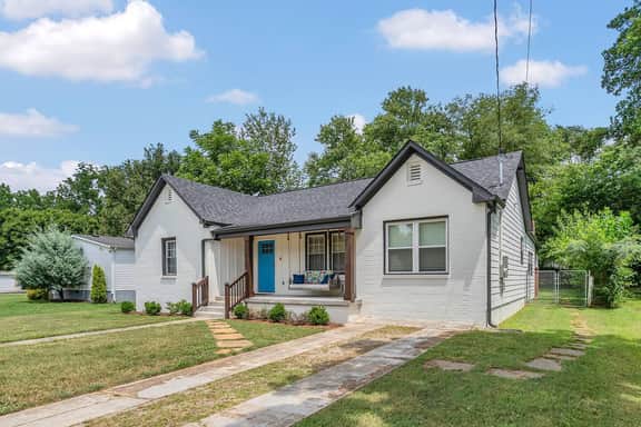 4bdr near MTSU/City Square 303 1st Avenue, Murfreesboro, TN - Image 5