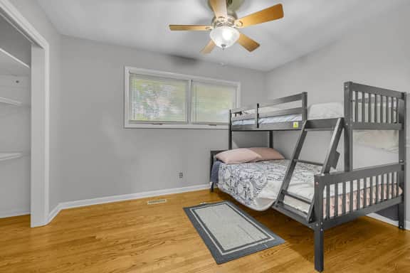 Spacious 4 - Bedroom Gem 518 Twin Oak Drive, Murfreesboro, TN - Image 5